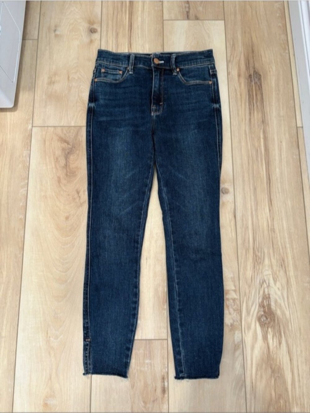 MOTHER JEANS- INSIDER ANKLE FREY - Picture 2 of 9